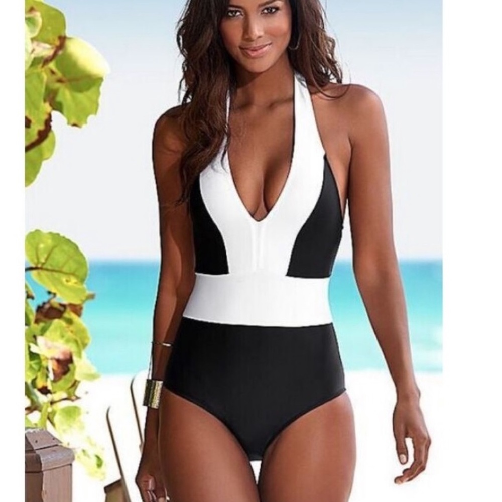 ‼️One-Piece Swimsuit‼️ - Picture 4 of 6